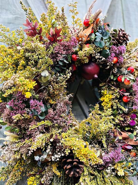 Dried wildflower & heather wreath